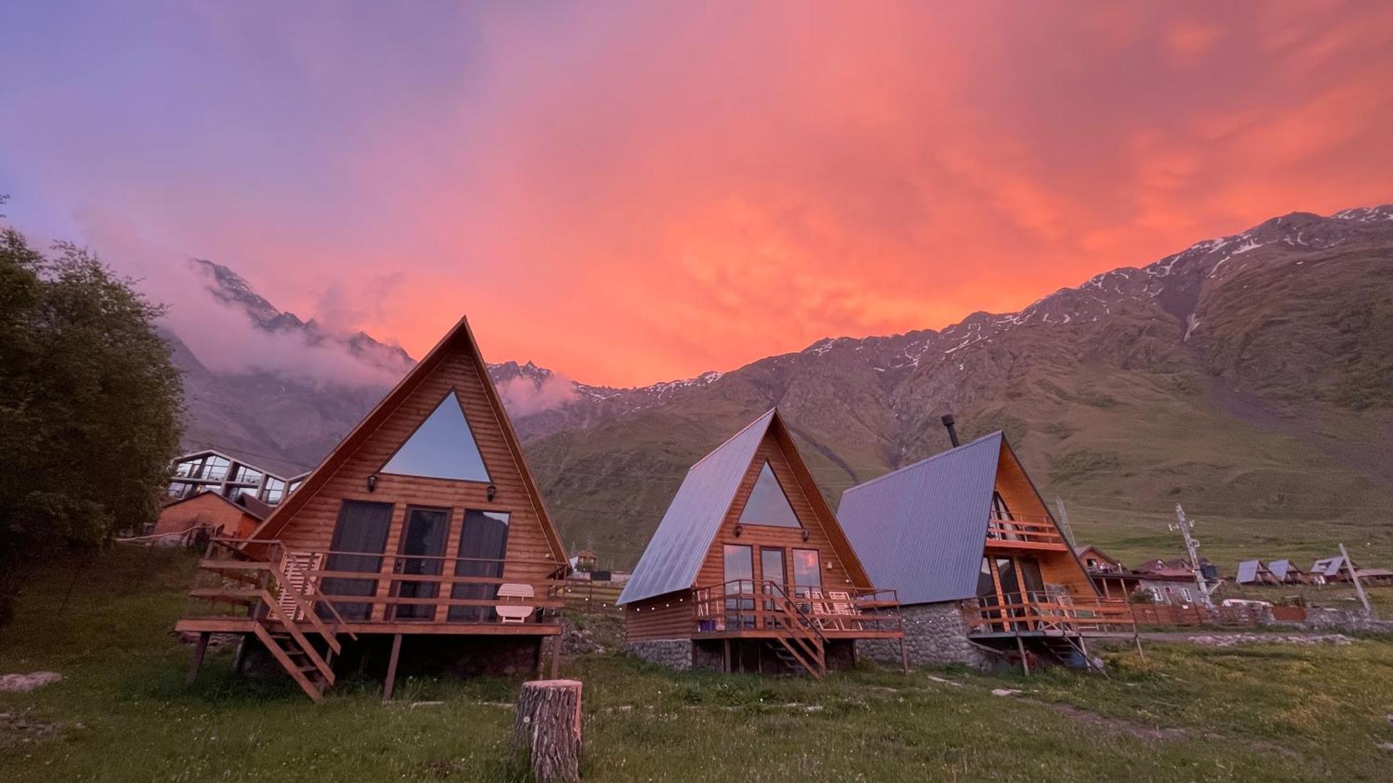 AURA Cottages Kazbegi Kültér fotó