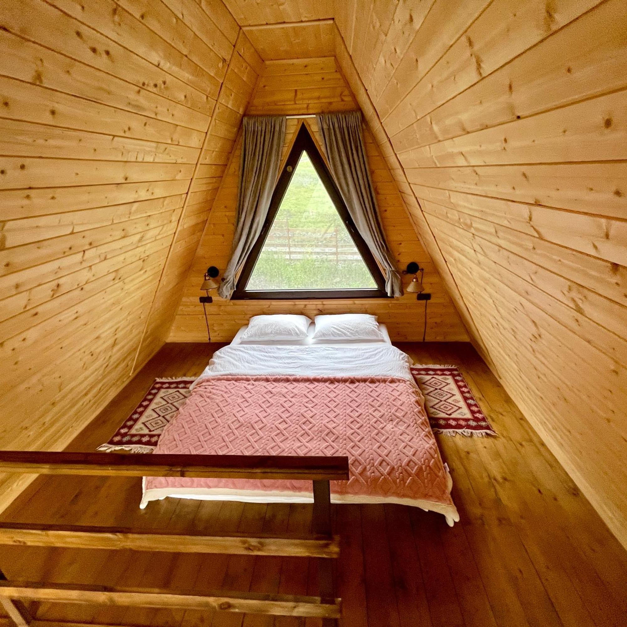 AURA Cottages Kazbegi Kültér fotó